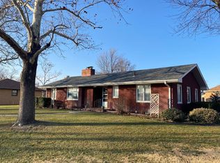 2525 Quivira Ave, Great Bend, KS 67530