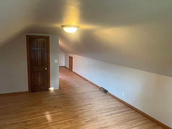 4th image of 1006 N 10th Ave