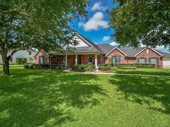 12819 Auburn Springs Ln, Cypress, TX 77433