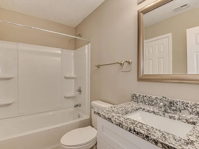 100 Kelly Dr SW — Photo 22