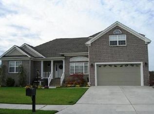 132 Hawks Nest Ln, Suffolk, VA 23435