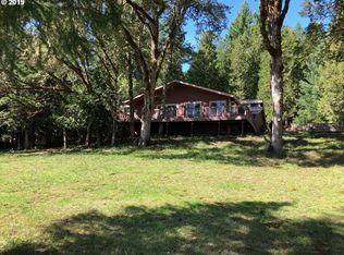 48530 McFarland Rd, Oakridge, OR 97463