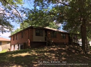 1405 SW Speas Dr, Blue Springs, MO 64014