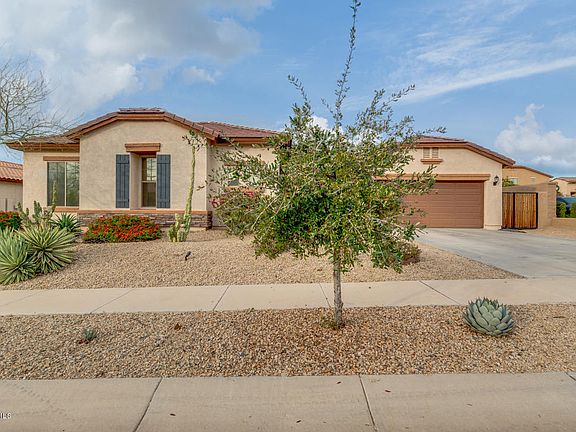 2nd image of 1512 W Aloe Vera Dr