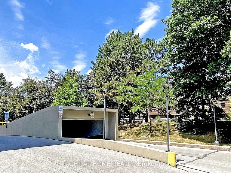 40 Bay Mills Blvd #1002 — Photo 49