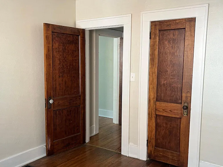 Front bedroom view off hallway