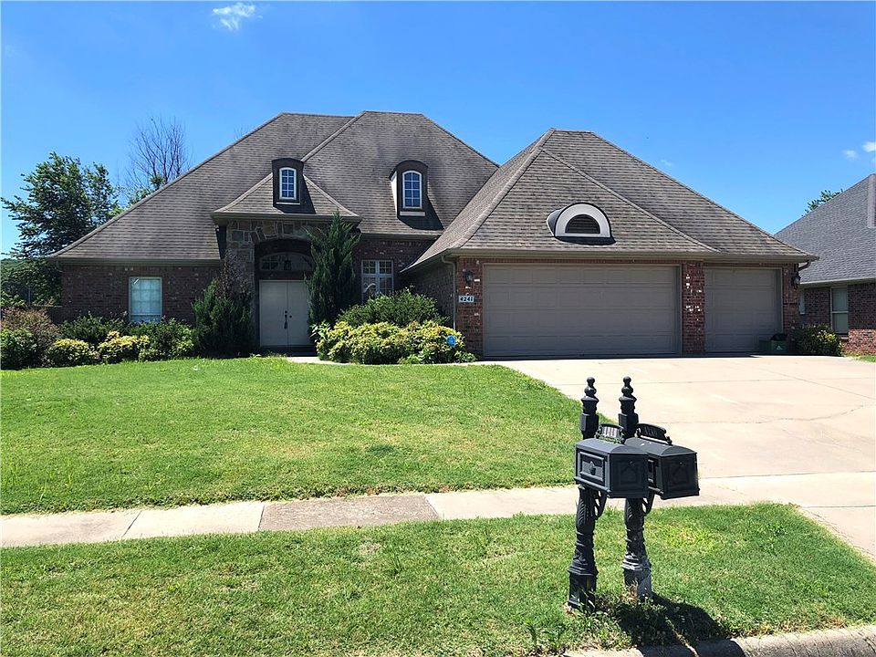 1st image of 4241 Oakmont Dr