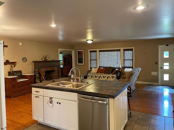 4th image of 1100 Cliff St Lot 18