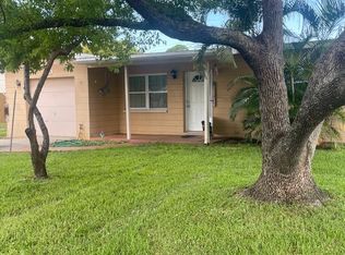 11608 110th St, Seminole, FL 33778