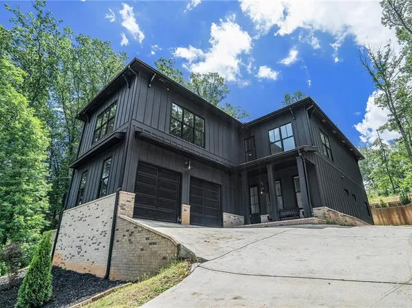 4276 Lindsey Way NE, Roswell, GA 30075