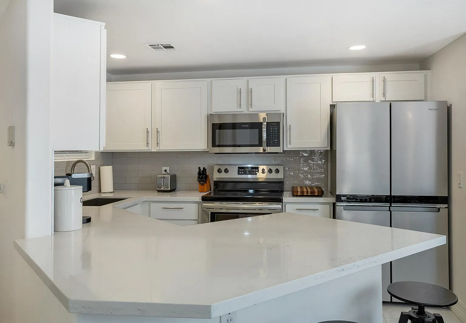 5249 E Shea Blvd — Photo 1
