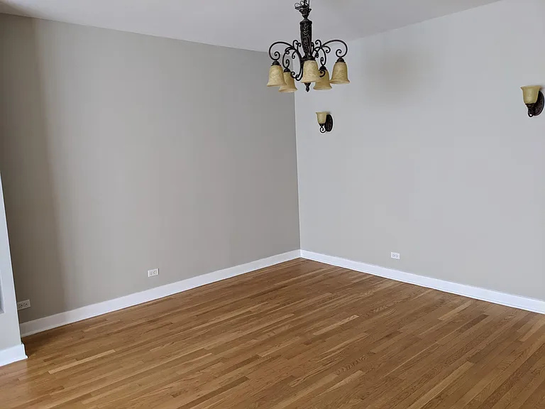 1208 W Fletcher St — Photo 7