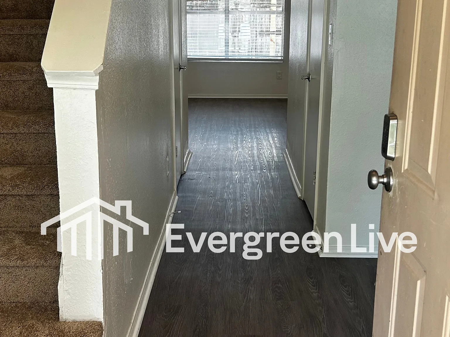 3 bed, 2.5 bath, 1758 sqft, $1,495 — Photo 3