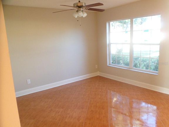 5th image of 3201 Amberley Park Cir