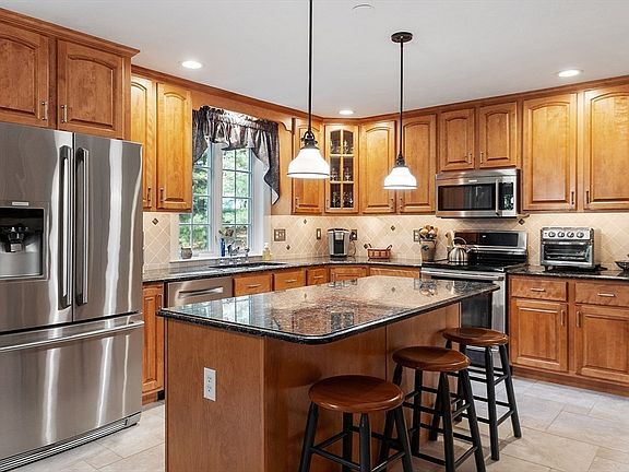 5th image of 2 Taymax Rd