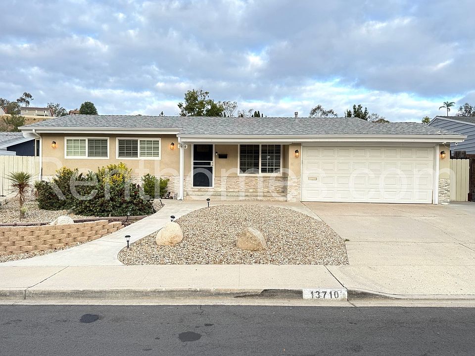 1st image of 13710 Utopia Rd