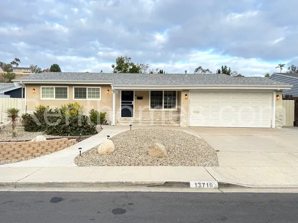 13710 Utopia Rd, Poway, CA 92064