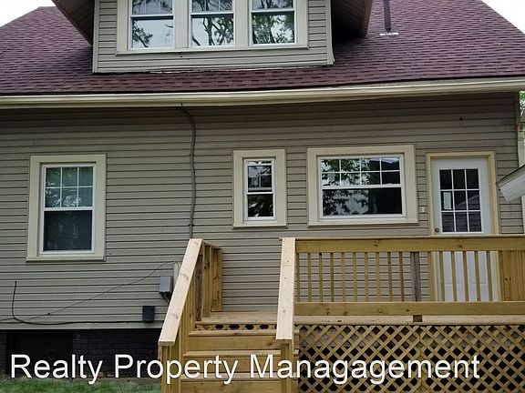 2nd image of 961 Faurot Ave