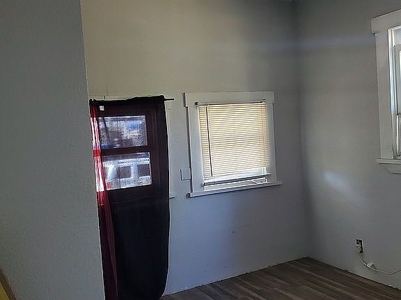 2nd image of 1308 15th Ave
