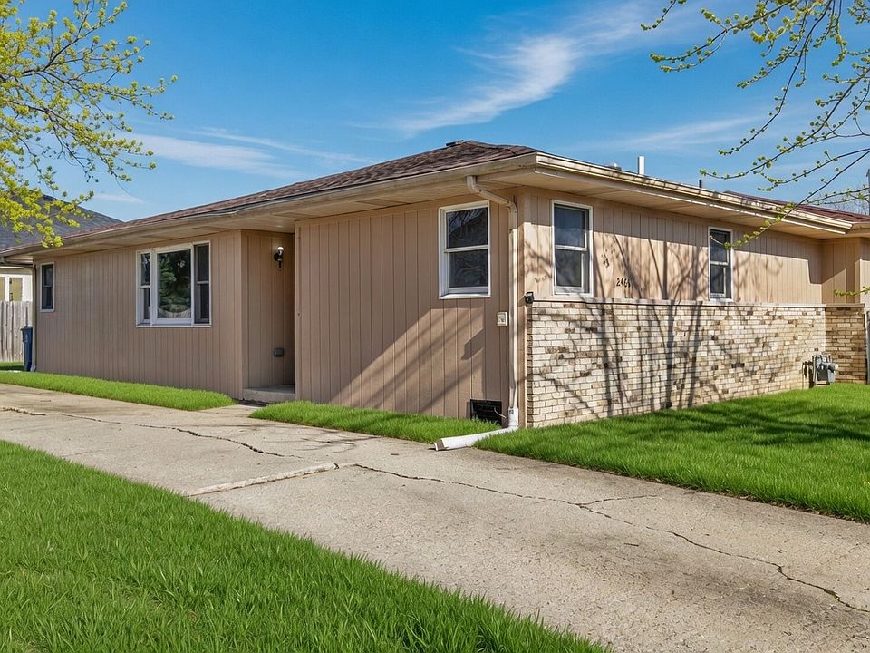 1st image of 2466 Red Oak Trl