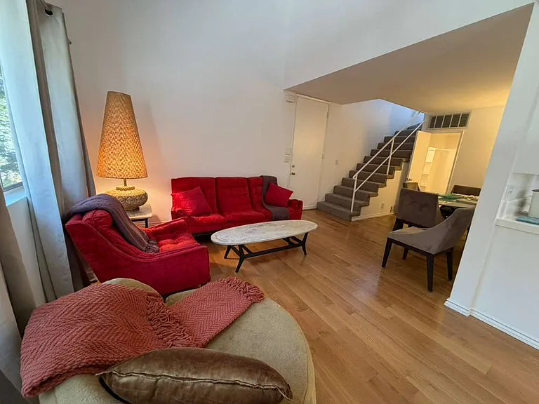 8572 Wonderland Ave — Photo 1