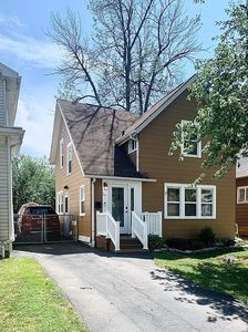 54 Henderson Ave, Buffalo, NY, 14217
