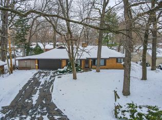 25 Elmwood Dr, Kankakee, IL 60901