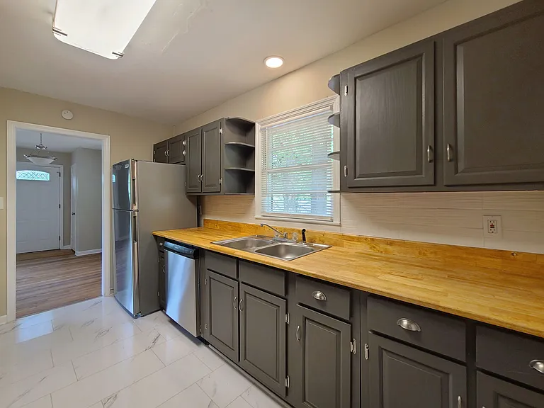 3225 Forrest Hills Dr SW — Photo 46