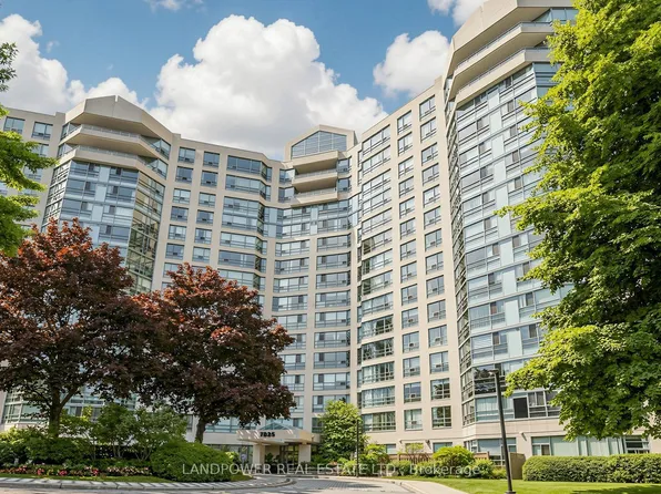 7825 Bayview Ave #1106, Markham, ON L3T 7N2