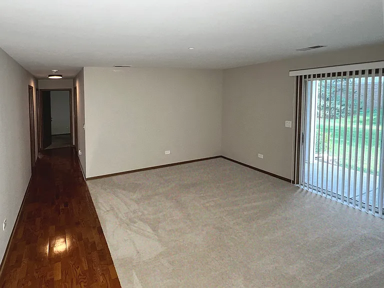 1603 W Hawkes St #1 — Photo 4