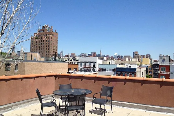 Rented by Compass | media 17
