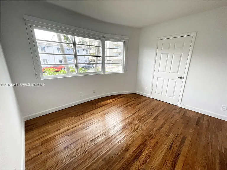 8345 Byron Ave #1 — Photo 15