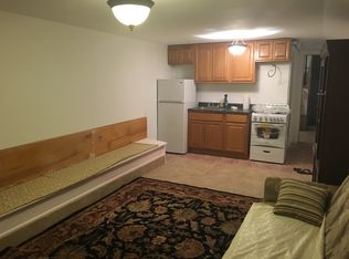 2552 18th St, Astoria, NY 11102