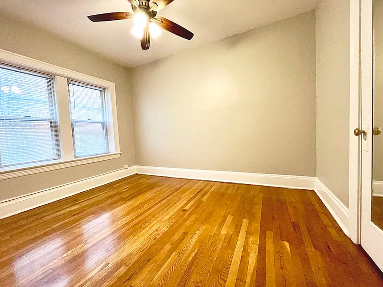 Lewis Manor Apartments — Photo 20
