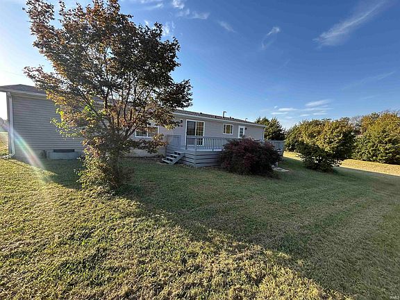 2nd image of 3973 N Lake Rd #26-E