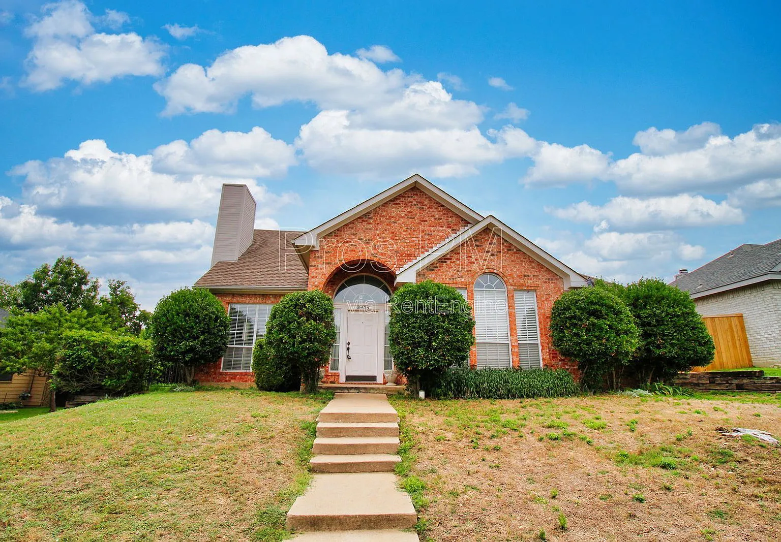 3 bed, 2.5 bath, 2063 sqft, $2,599 — Photo 2