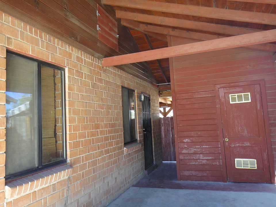 1st image of 2701 E Beverly Dr