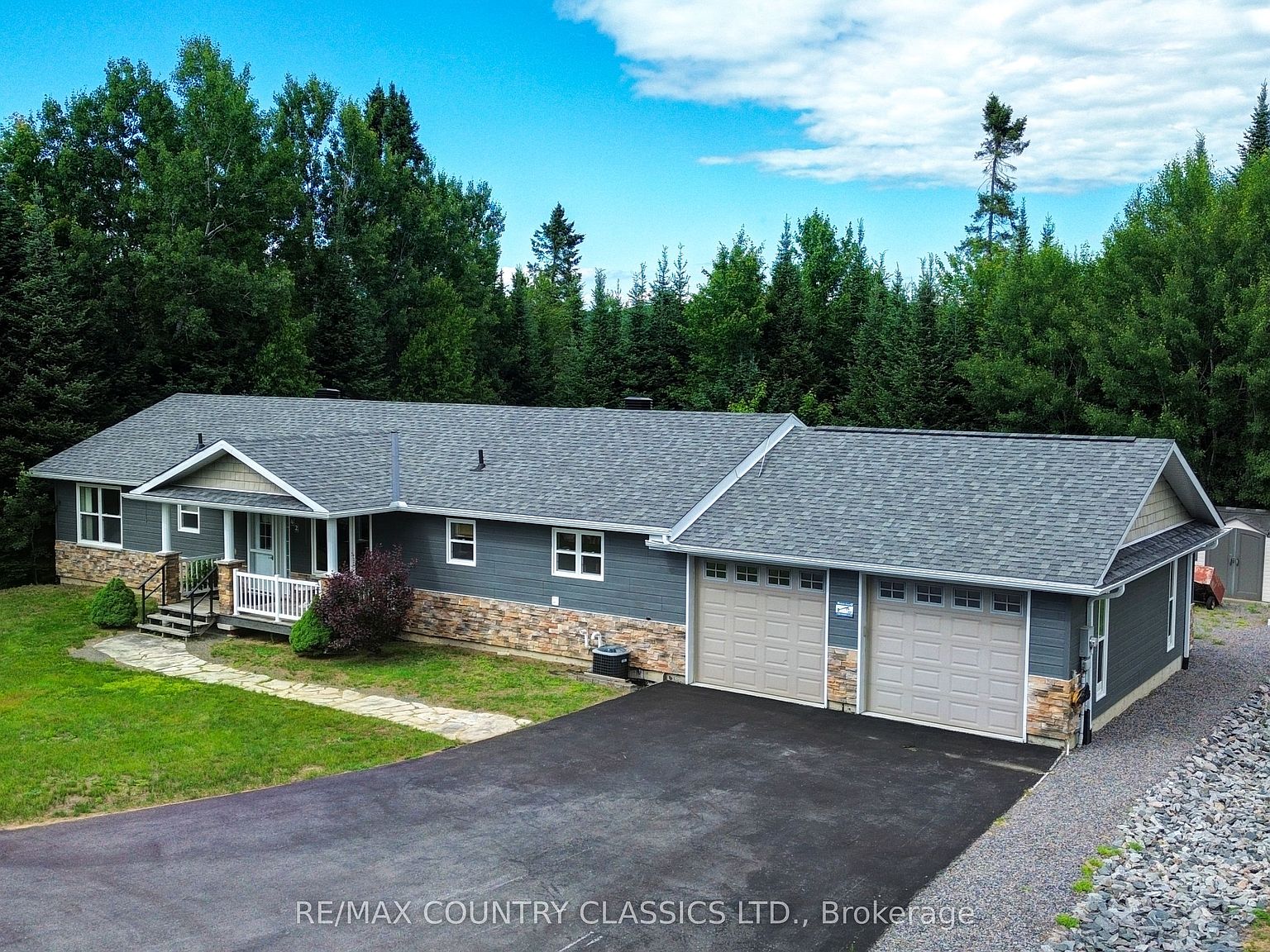 42 Nicklaus Dr