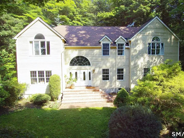 123A Peaceable Street, Redding, CT 06896