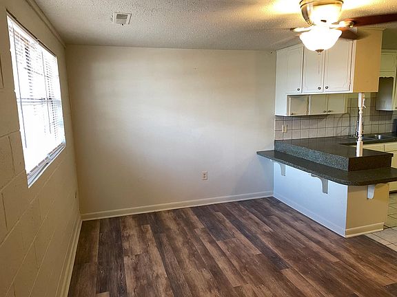3rd image of 66 N Holland Dr #66