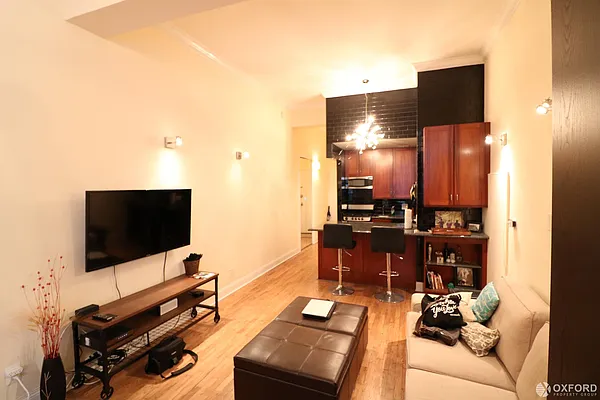 Rented by Oxford Property Group | media 6