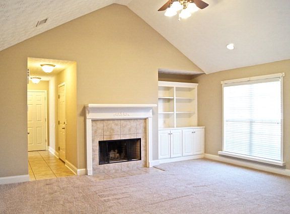 4th image of 229 Lee Road 2140