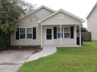 107 Croatan Ct, Jacksonville, NC 28546