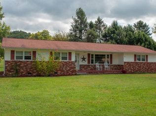 182 Price Rd, Elizabethton, TN 37643