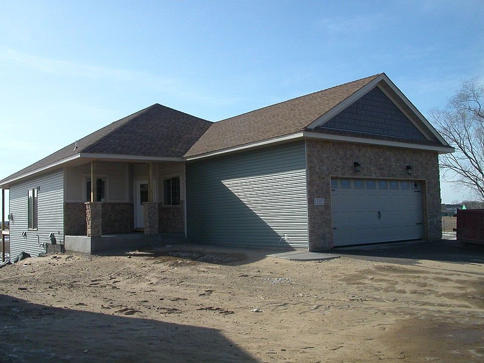 1st image of 12552 Quemoy St NE