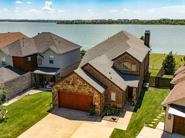 2313 Windjammer Way, Rowlett, TX 75088