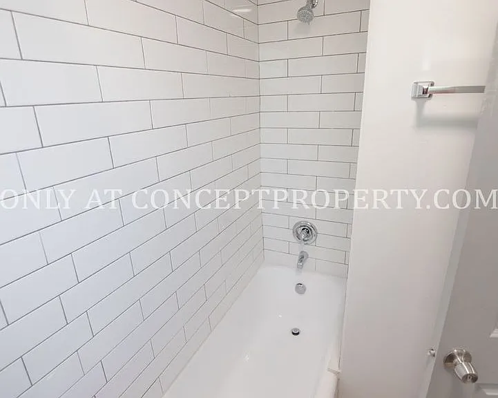 First Avenue Flats — Photo 68