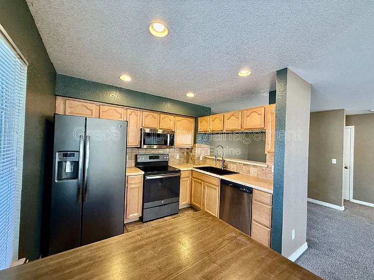 15800 E 121st Ave #F6 — Photo 7