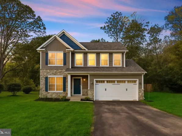 328 Ridge Rd, Washington Grove, MD 20880