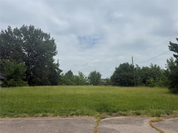 3405 Ridgeview Rd, Paris, TX 75460